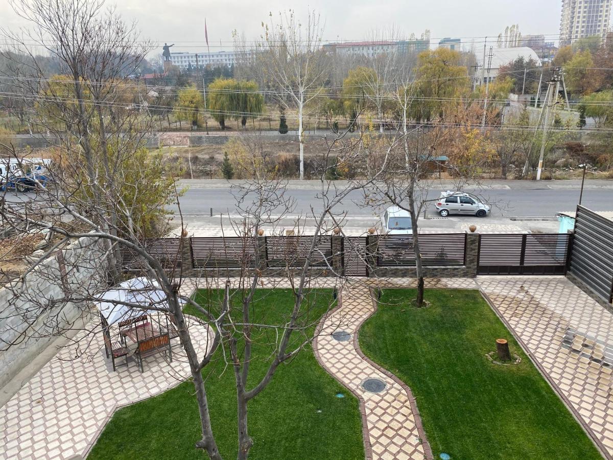 Hotel Cube House Osh Exterior foto