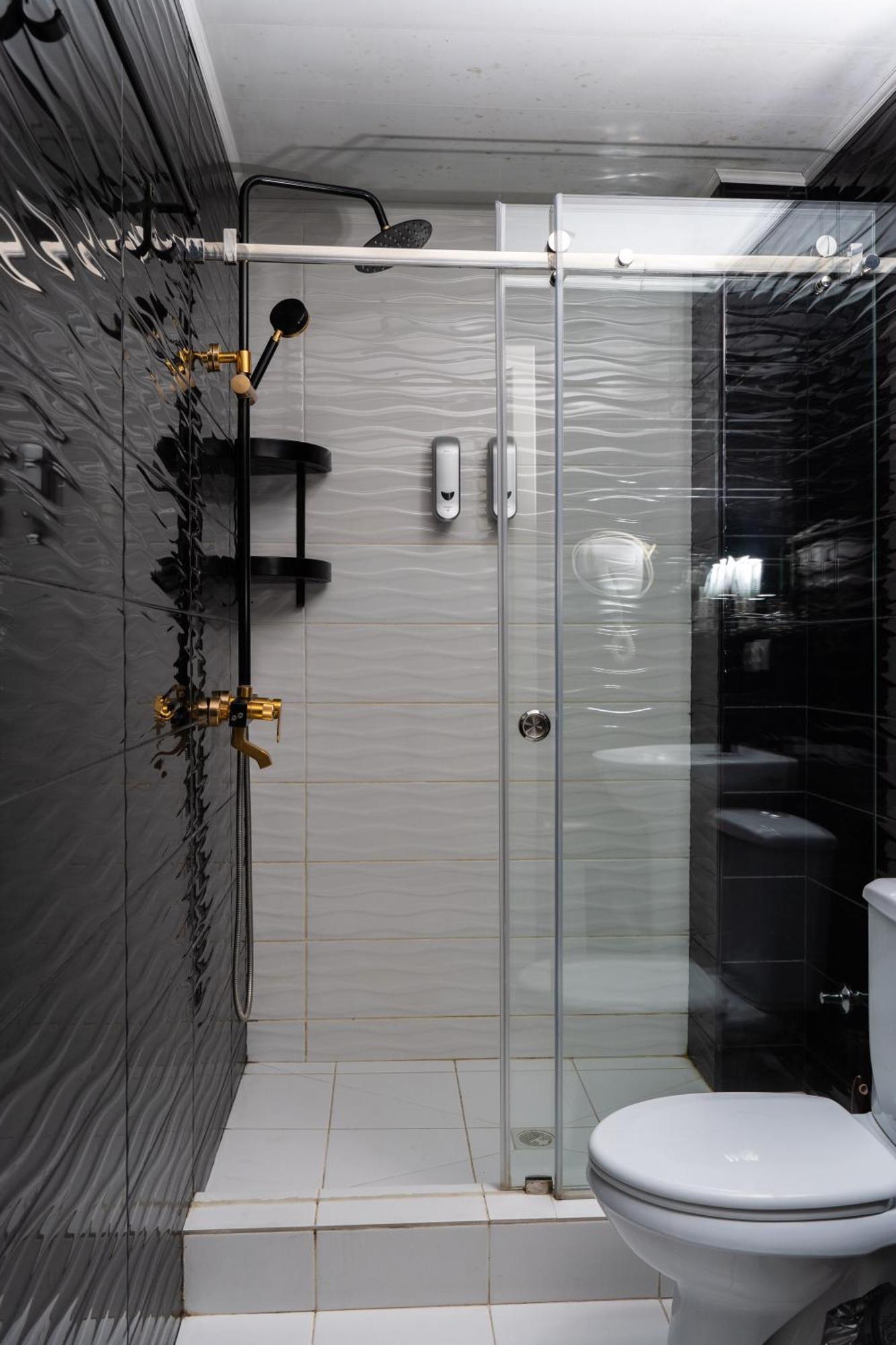 Hotel Cube House Osh Exterior foto